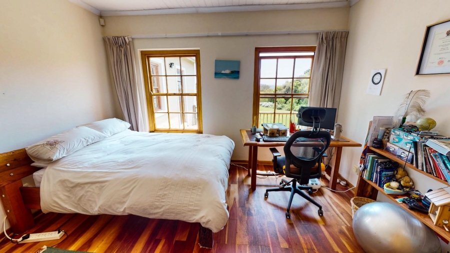 4 Bedroom Property for Sale in Stellenbosch Farms Western Cape